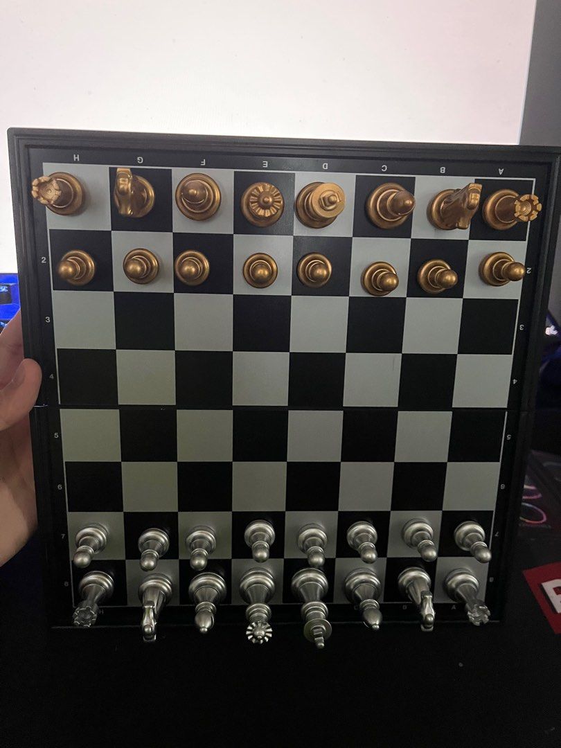 High quality chess board, Hobbies & Toys, Toys & Games on Carousell