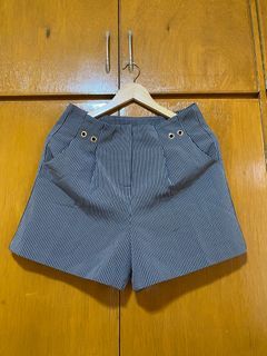 Highwaist Stripes Paperbag Shorts