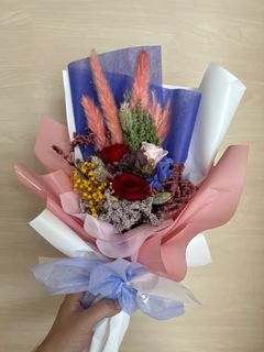 Free delivery in east! Instock for valentine’s day! Premium dried flowers bouquet red and pink roses