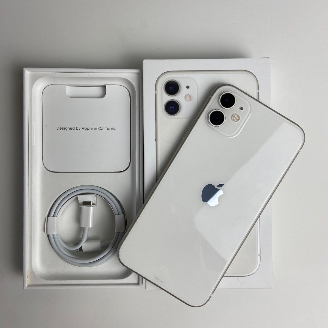 Iphone 11 clearance i box