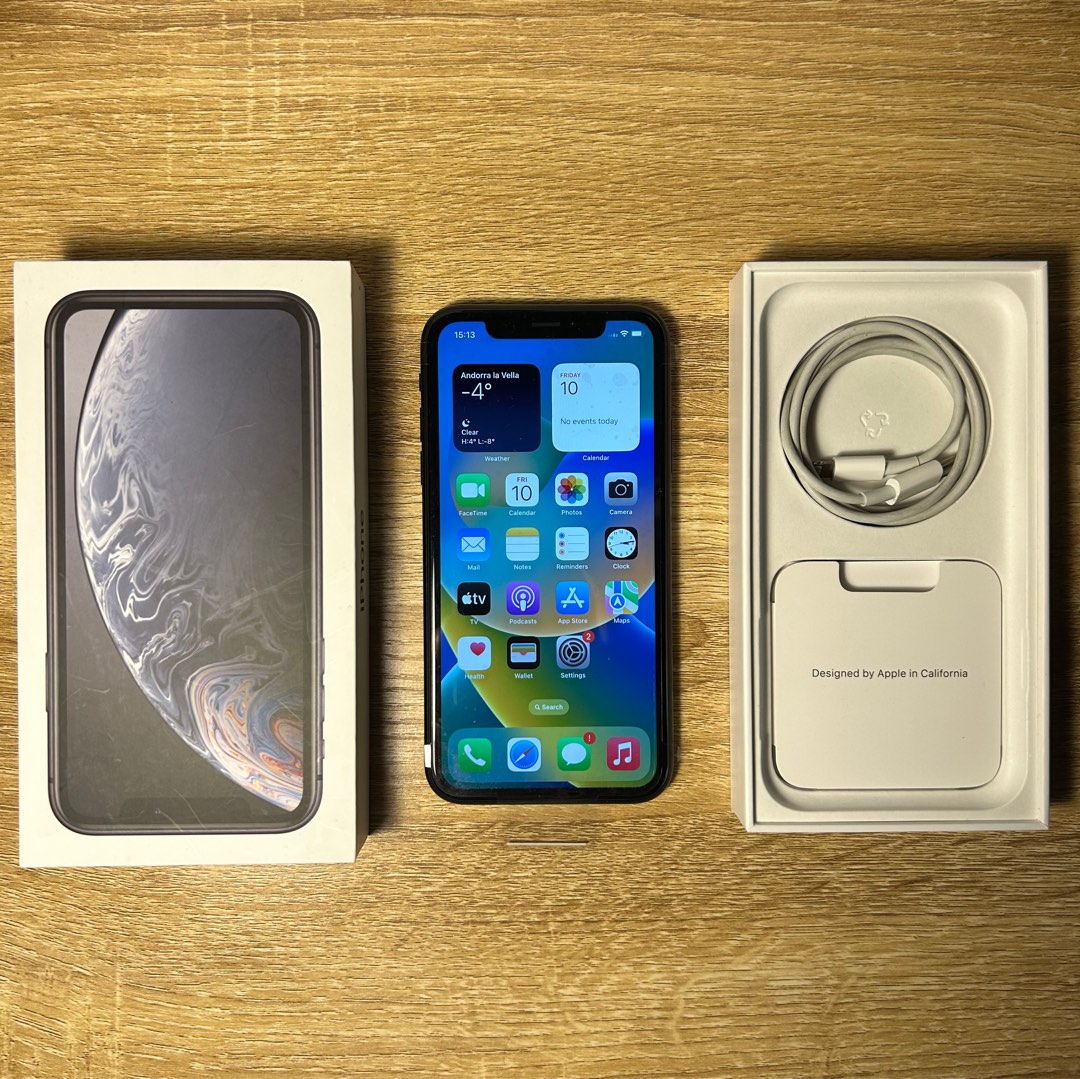 IPhone XR 64 Gb Black Smart locked Until July 2023 Mobile Phones