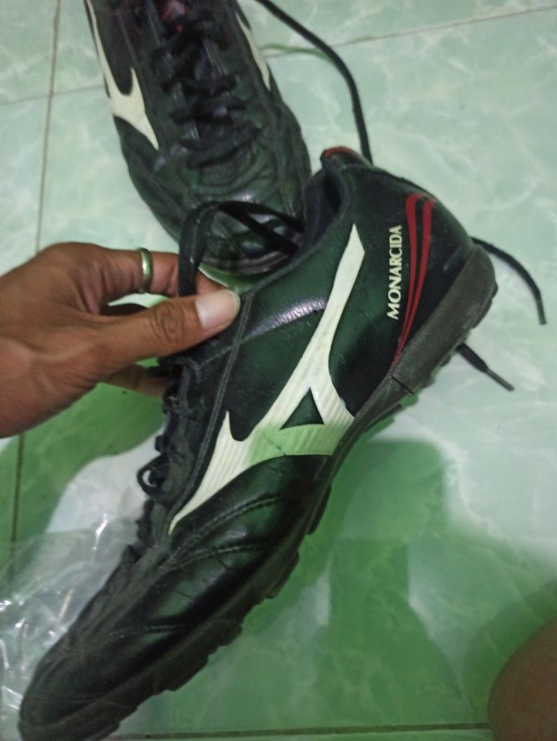 Harga sepatu futsal mizuno sales