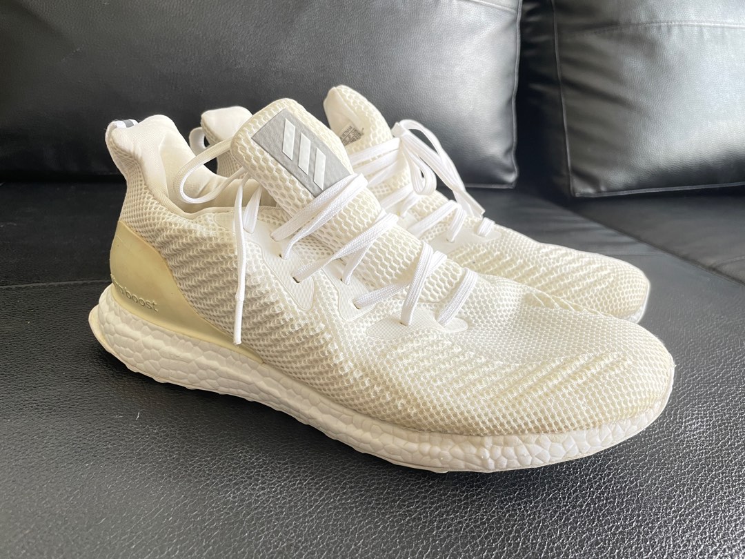 Ultra boost putih new arrivals