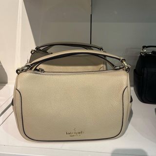 (Category: ) located in . Submitted by brandsdirectshopping (Listing ID 1214949097, Image 1). Description: .
