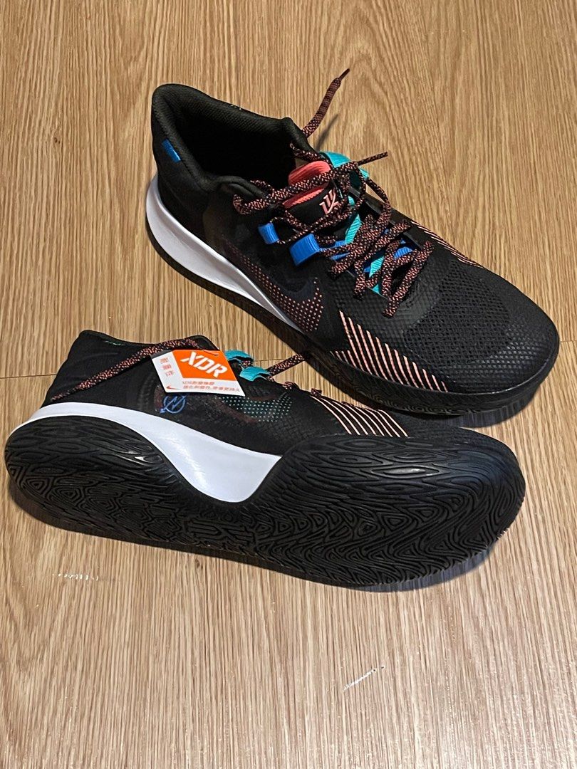 US 11.5 Kyrie Flytrap 5 EP Men s Fashion Footwear Casual shoes