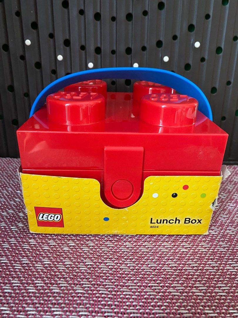 https://media.karousell.com/media/photos/products/2023/2/13/lego_sets_lunch_box_with_handl_1676286449_66c07a6a_progressive.jpg