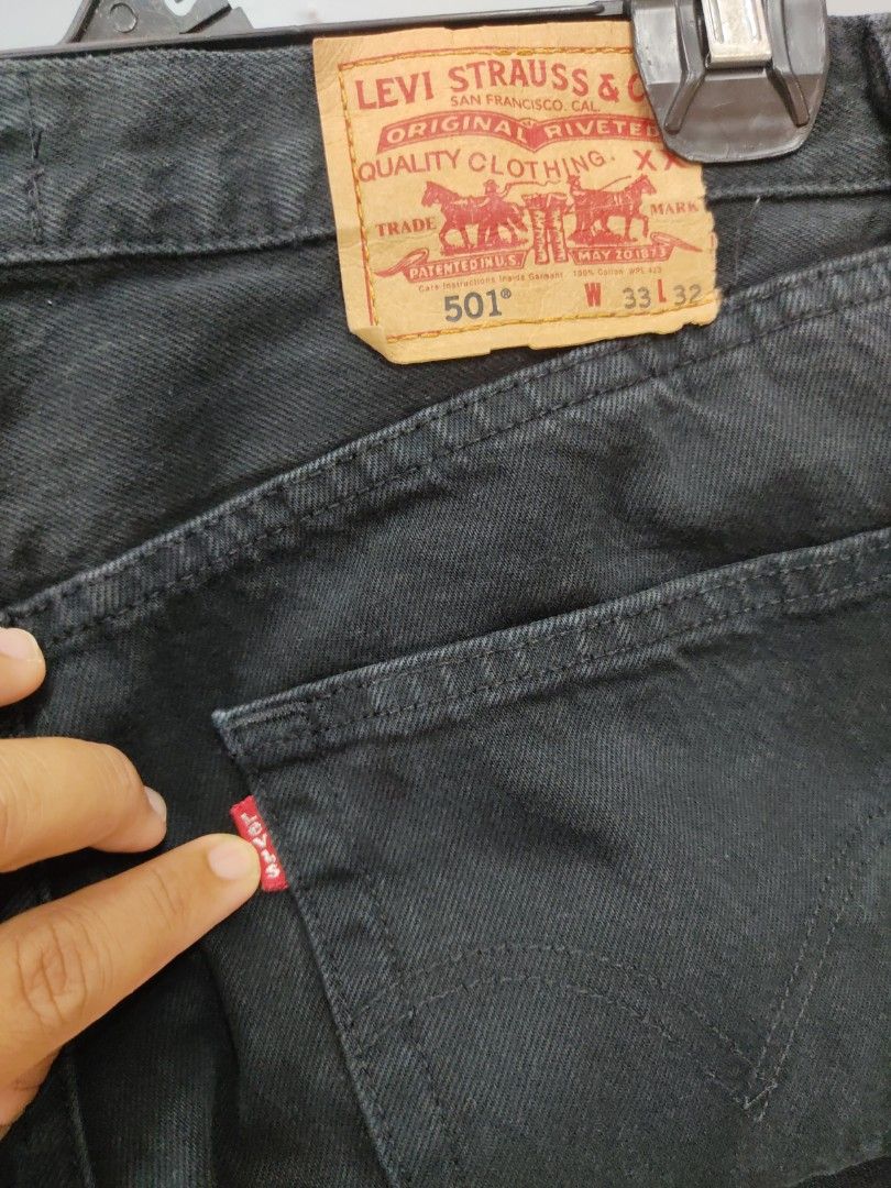 Levis 501 full black size 33 made in Pakistan, Men's Fashion, Bottoms,  Jeans on Carousell