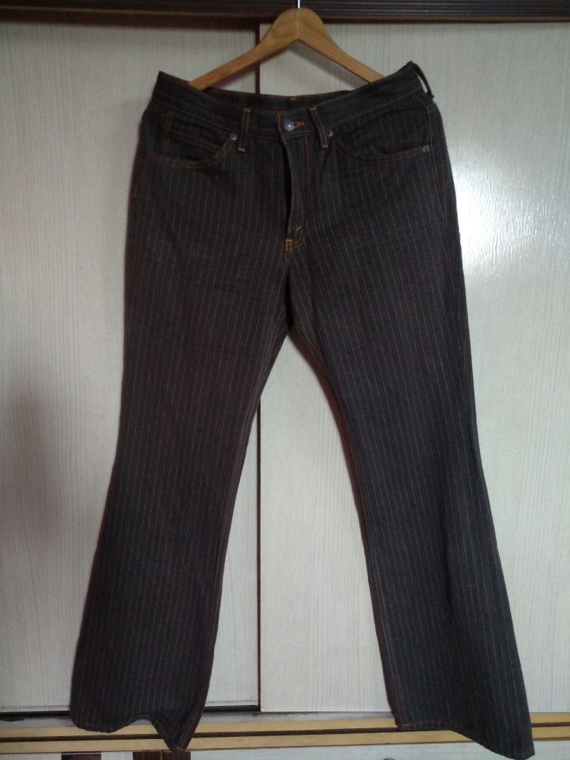 Levi's Pinstripe Jeans in Chocolate Brown, Men's Fashion, Bottoms, Jeans on  Carousell