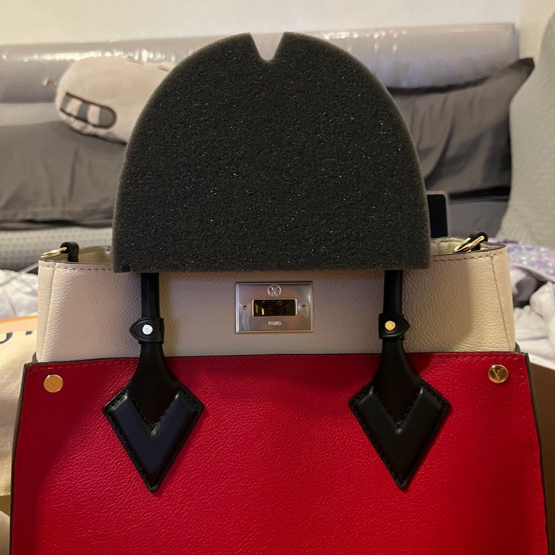 Louis Vuitton On My Side MM Pirate Red