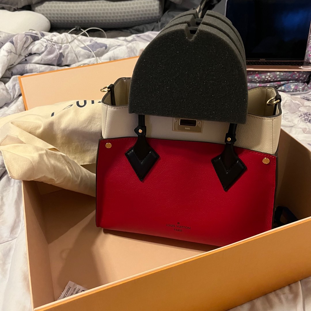 Louis Vuitton On My Side MM Pirate Red