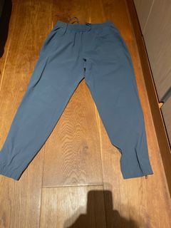 Lululemon - Surge Jogger IRBU Small (Asian fit)