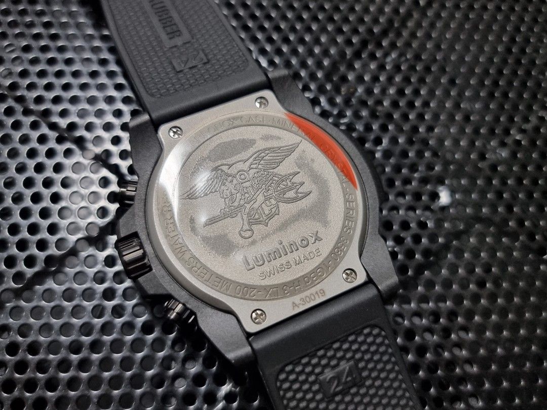 Luminox Navy SEAL Blackout Herrenuhr - Taucheruhr 45mm 200m Wasserdicht