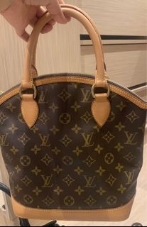 (Category: ) located in . Submitted by linfashions (Listing ID 1215049184, Image 1). Description: .