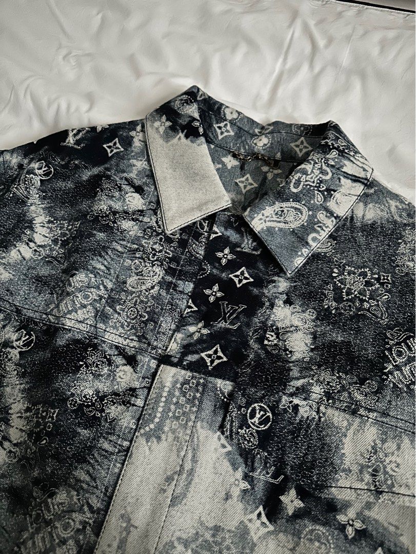 Louis Vuitton Monogram Bandana Short Sleeved Denim Shirt review
