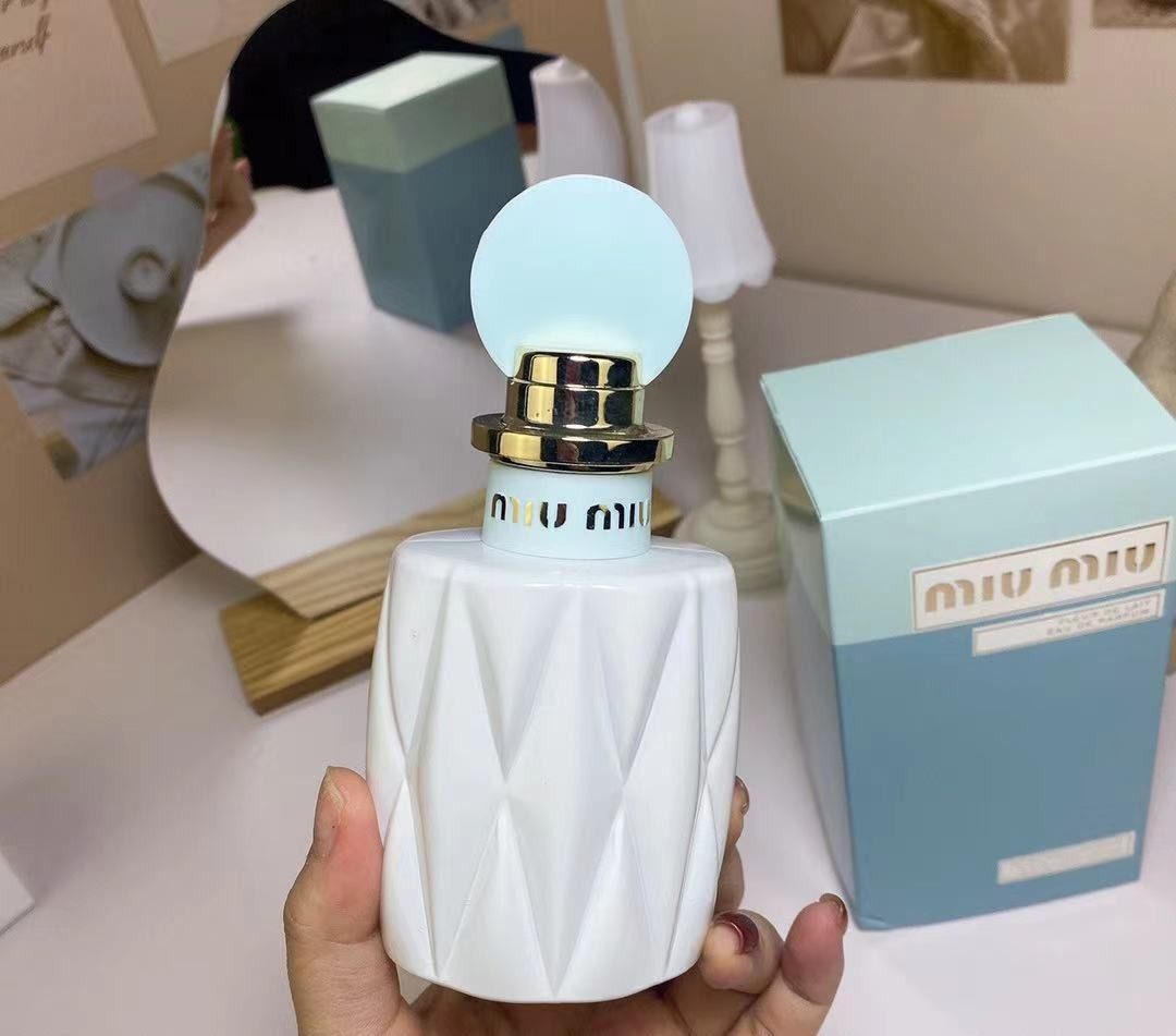 MIU MIU Fleur De Lait 甜心歐雷100ML EDP, 美容＆個人護理, 健康及 