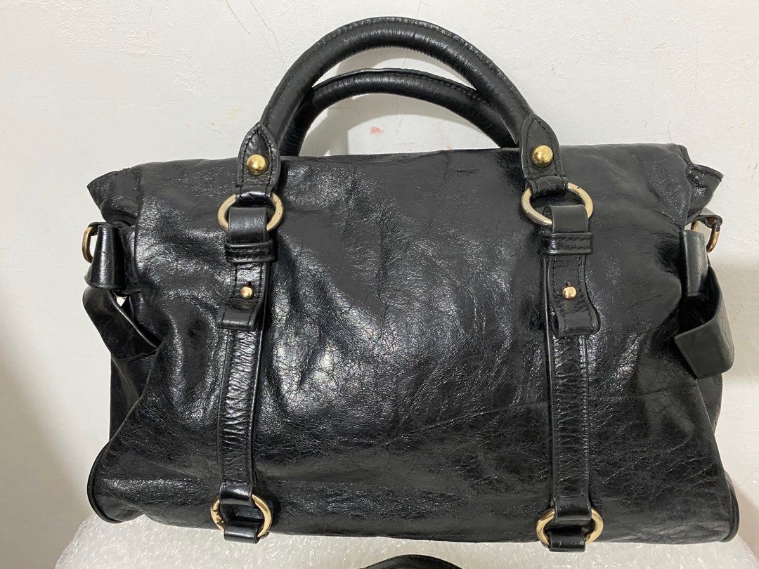 MIU MIU VITELLO LUX MEDIUM BOW BAG, Women's Fashion, Bags & Wallets, Purses  & Pouches on Carousell