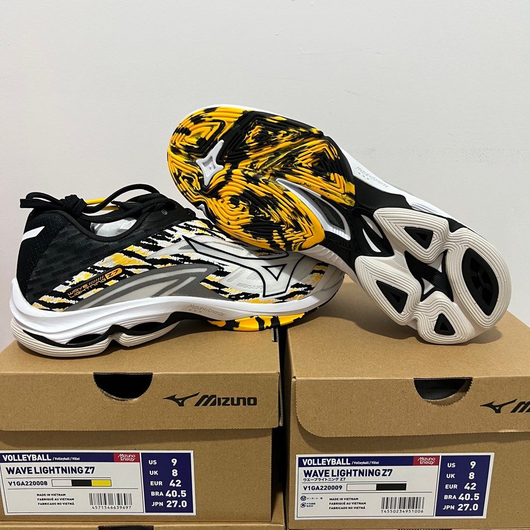 Mizuno Wave Lightning Z7 Volleyball Shoes Men s Fashion Footwear