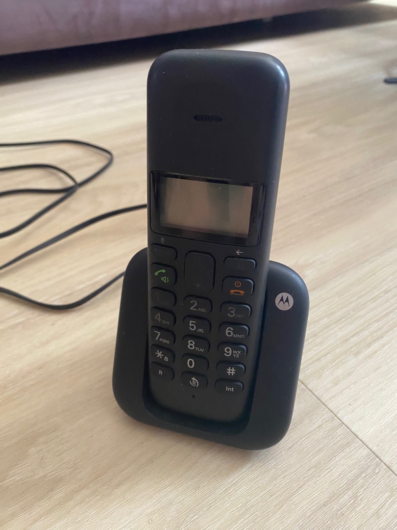 Motorola Cordless Phone (T301) for only 8!, Mobile Phones & Gadgets