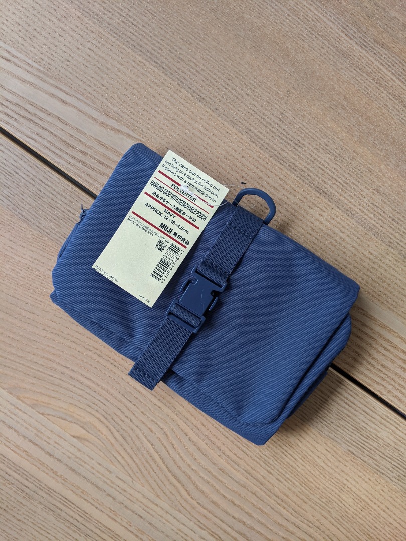 MUJI Toiletries Pouch/Bag for Travel, Hobbies & Toys, Travel, Travel
