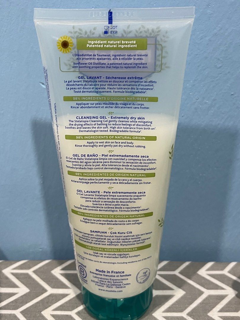 MUSTELA Stelatopia Cleansing Gel for Extremely Dry Skin (200ML / 6.76fl