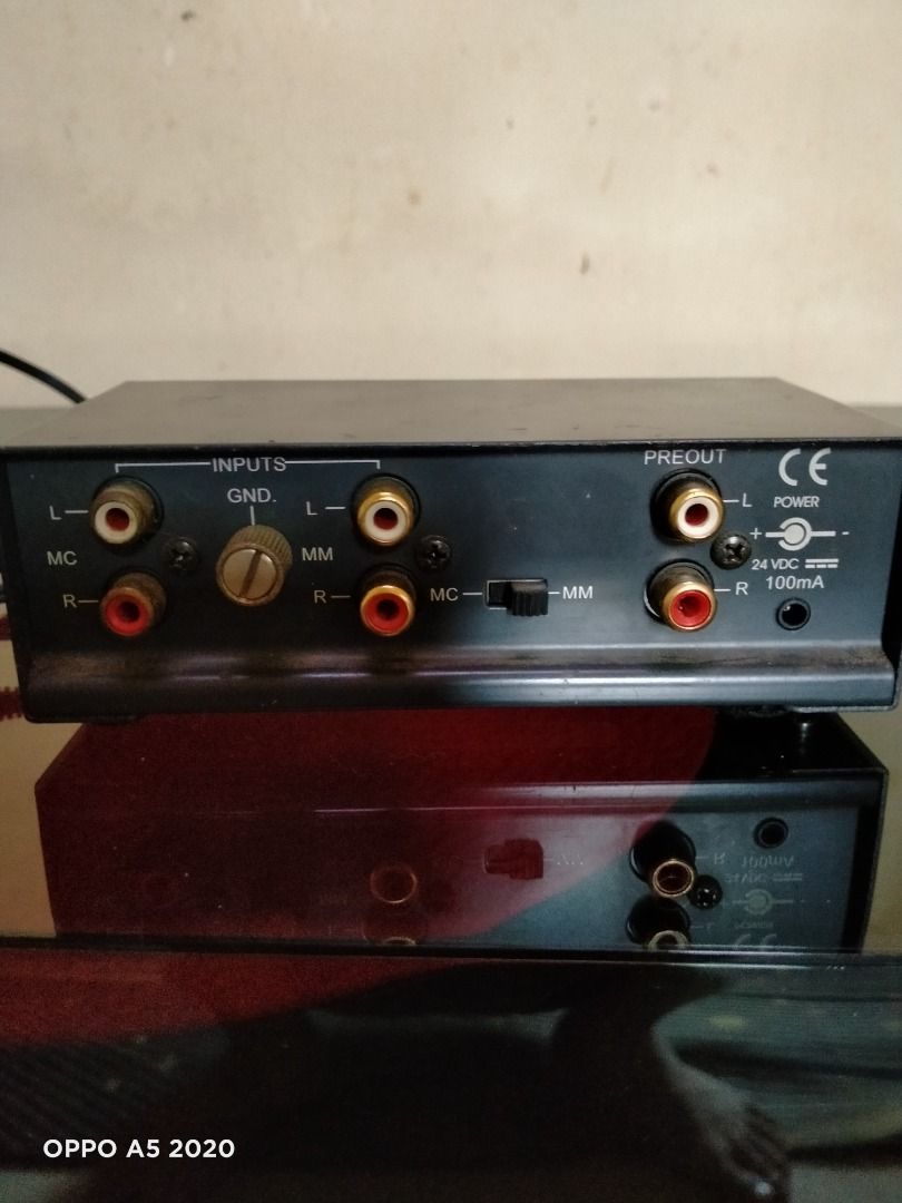 NAD PP2 phono preamp, Audio, Soundbars, Speakers & Amplifiers on Carousell