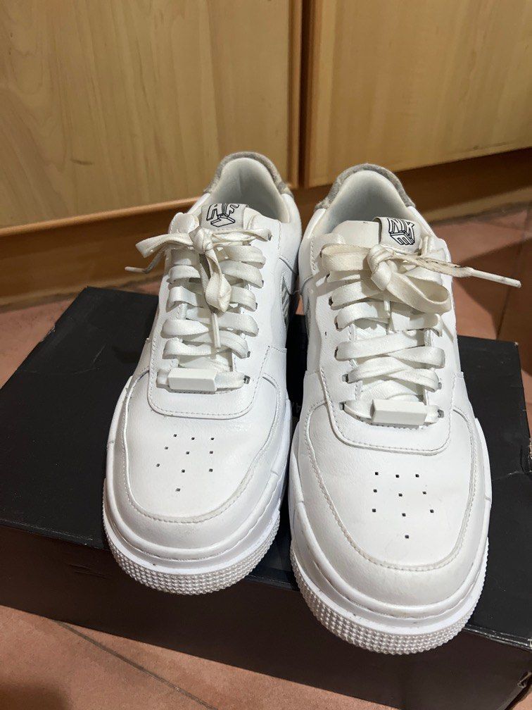 Nike air force store 1 white size 12