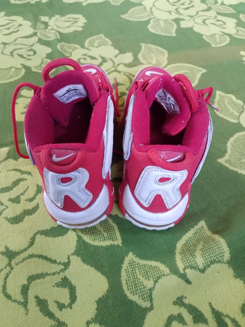 Supreme uptempo fake hot sale
