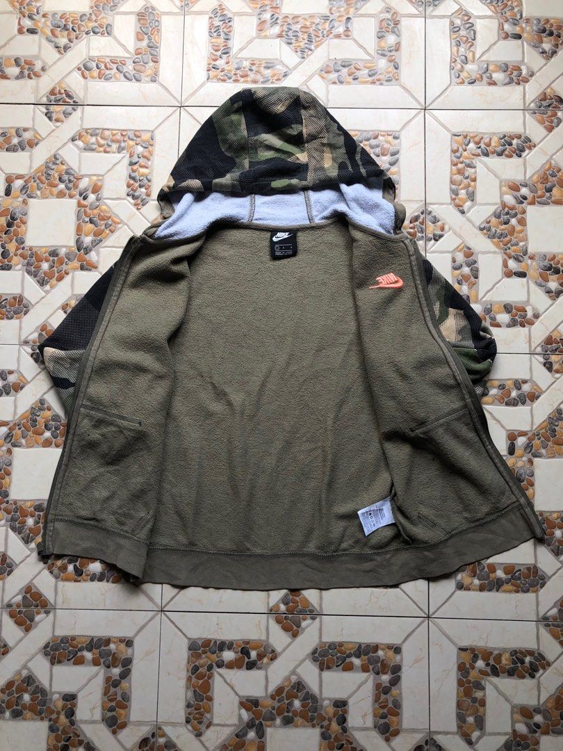 nike pullover camouflage