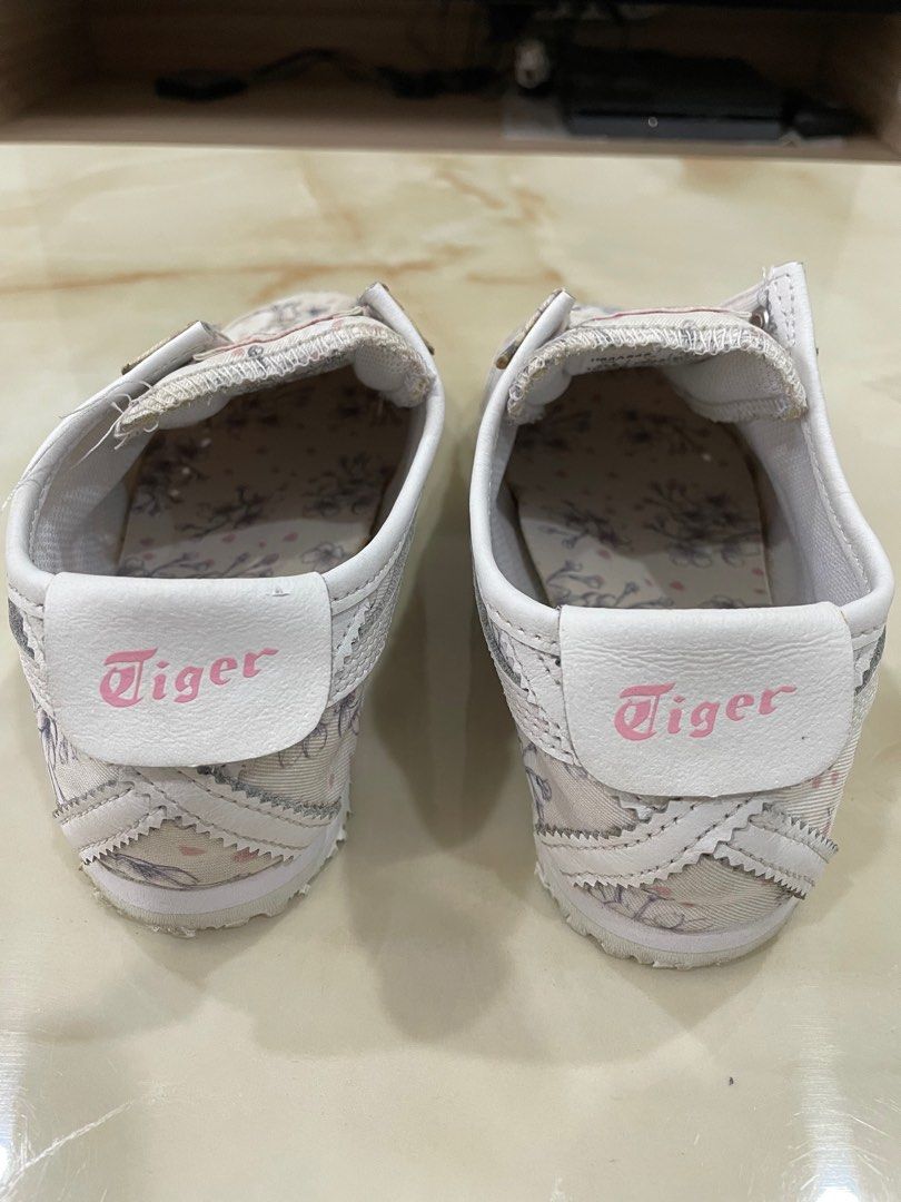 onitsuka tiger sakura limited edition