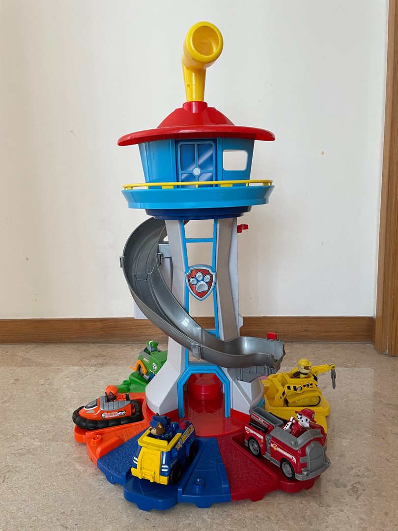 Paw patrol figures on sale for lookout tower