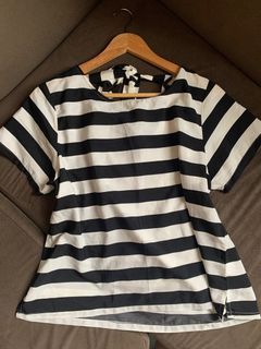 PERSONAL PRELOVED TOP FOR ME
