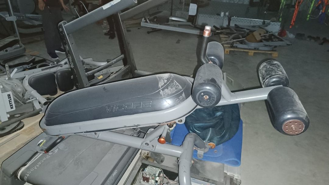 Pre Owned Vicore Adjustable Decline Bench Sports Equipment