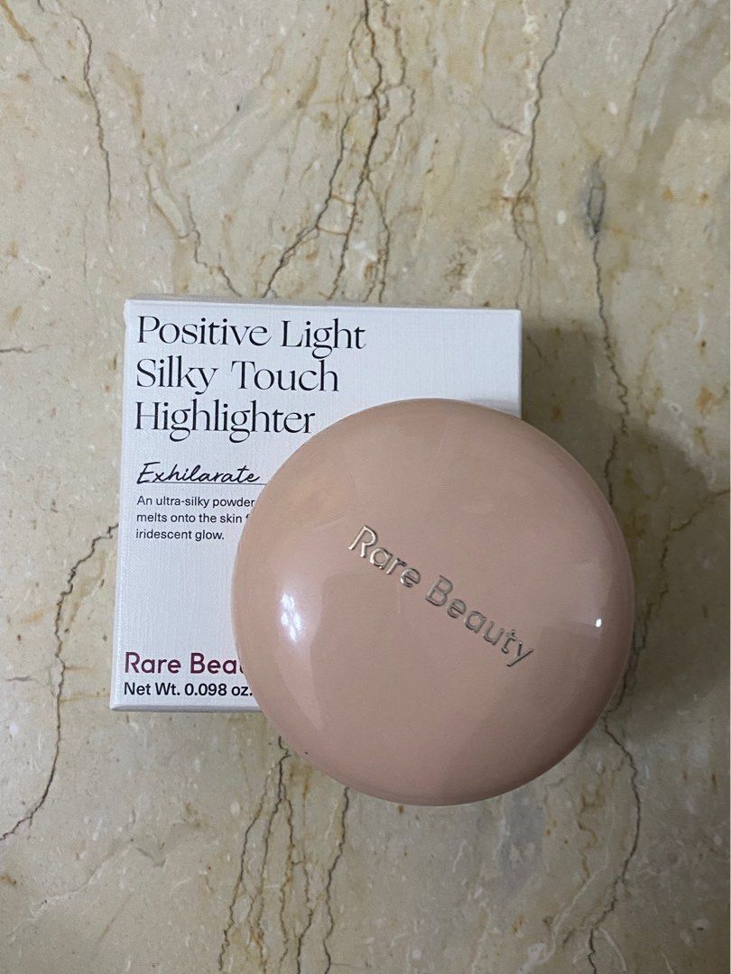 Rare Beauty by Selena Gomez Positive Light Silky Touch Highlighter (FLAUNT  & MESMERIZE✓) - BRAND NEW & UNOPENED❗️, Beauty & Personal Care, Face, Makeup  on Carousell