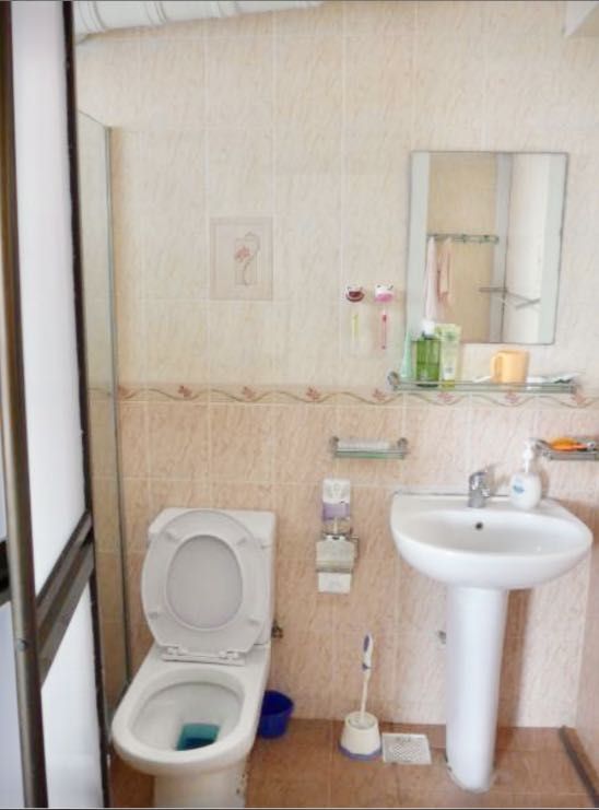 Redhill/Bukit Merah Nice Master room for rent Available from 1st June 2023, Property, Rentals