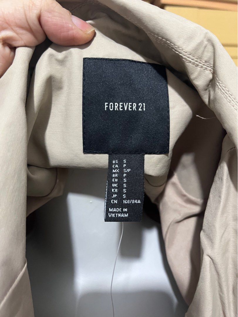SALE BRAND NEW FOREVER 21 Winter coat women