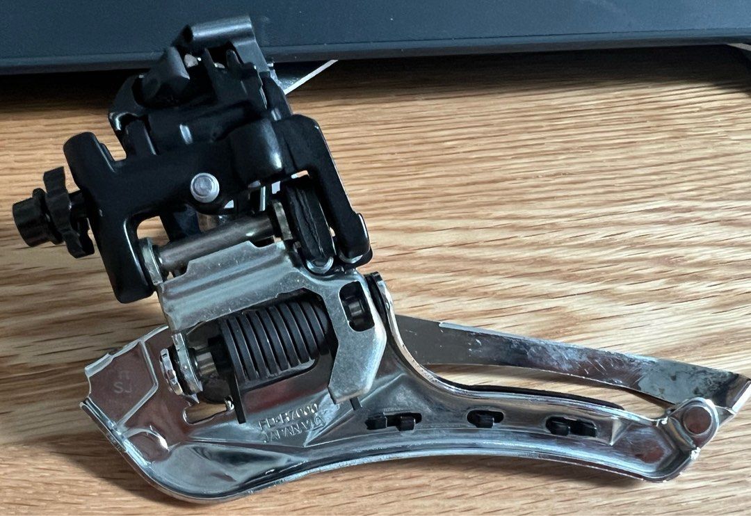 Dérailleur Avant Shimano 105 FD-R7000 – Montage Braze-on – Pour Pièces