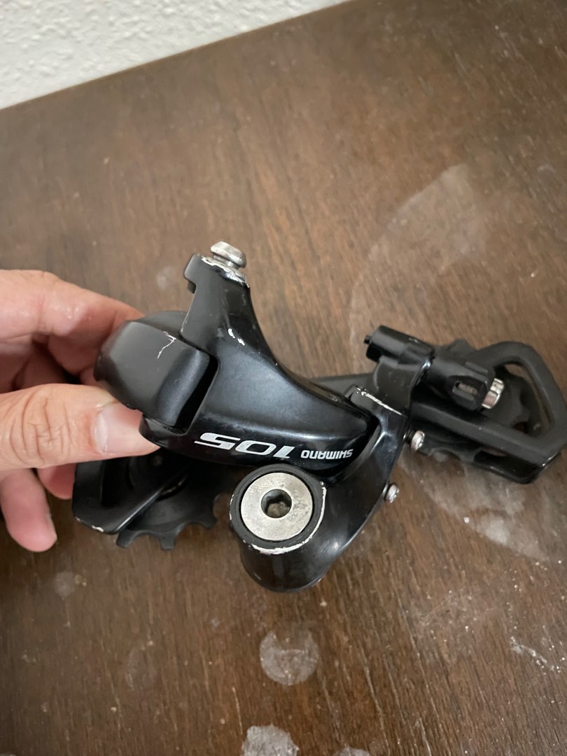 Shimano 105 R7000 rear derailleur, Sports Equipment, Bicycles & Parts, Parts & Accessories on