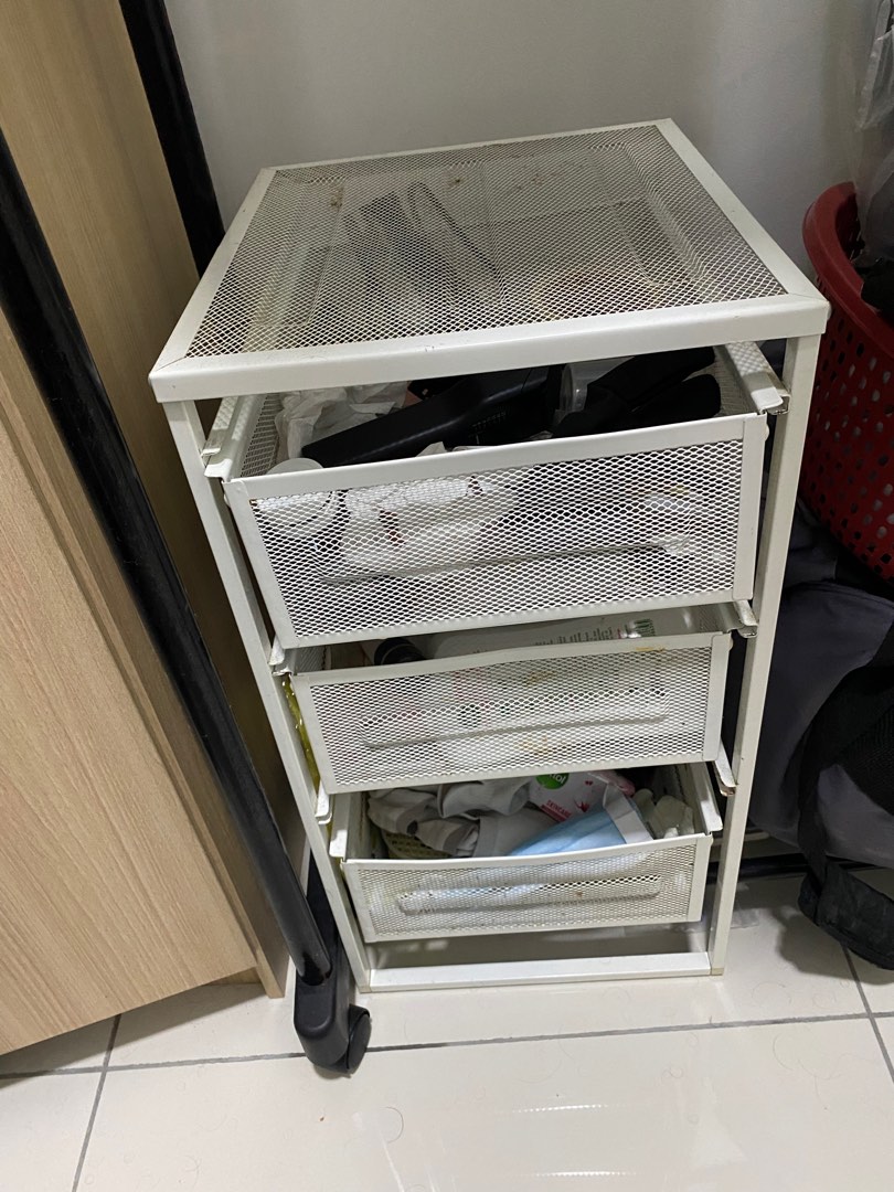 Storage under table, Furniture & Home Living, Furniture