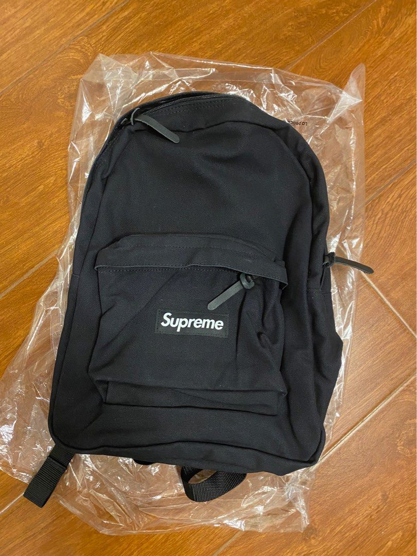 Supreme canvas backpack, 名牌, 手袋及銀包- Carousell