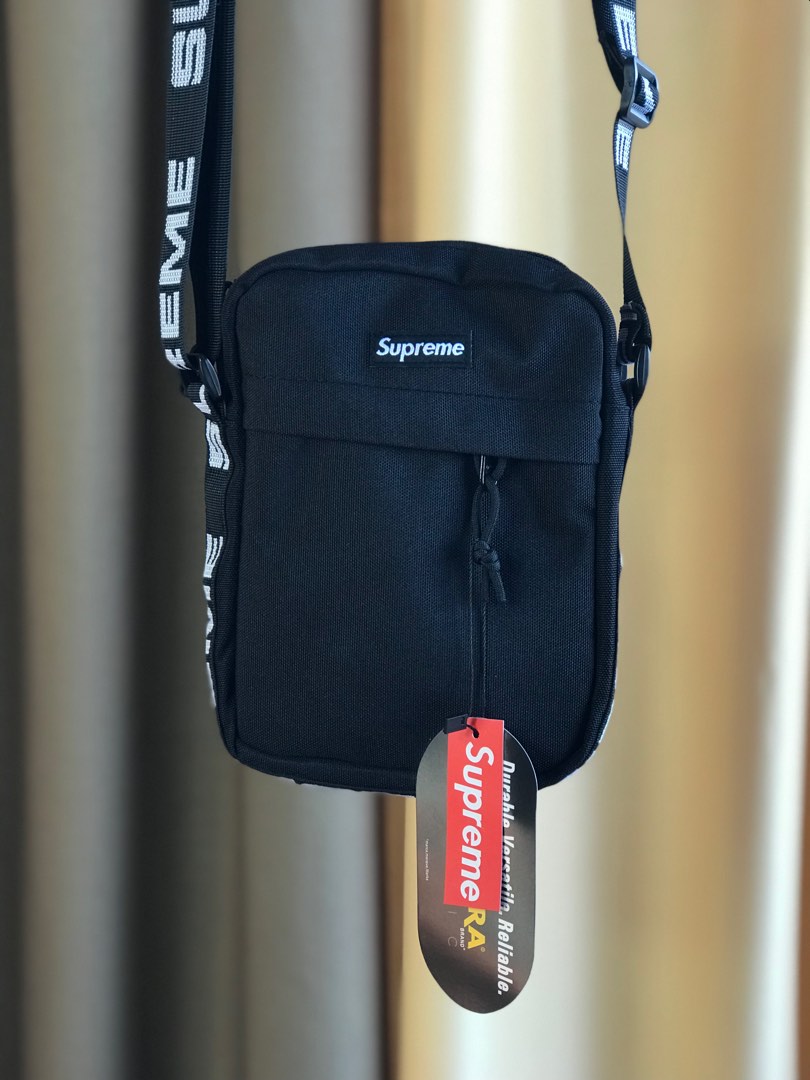Supreme sling top bag black