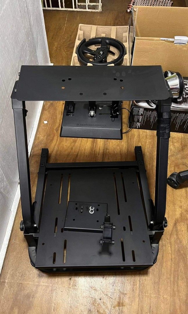 Thrustmaster Sim Rigs Thrustmaster Driving Simulator Rig, Video Gaming, Gaming Accessories ...