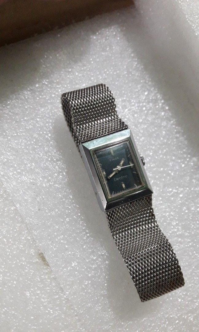 Timex electric damage, Women's Fashion, Watches & Accessories, Watches ...