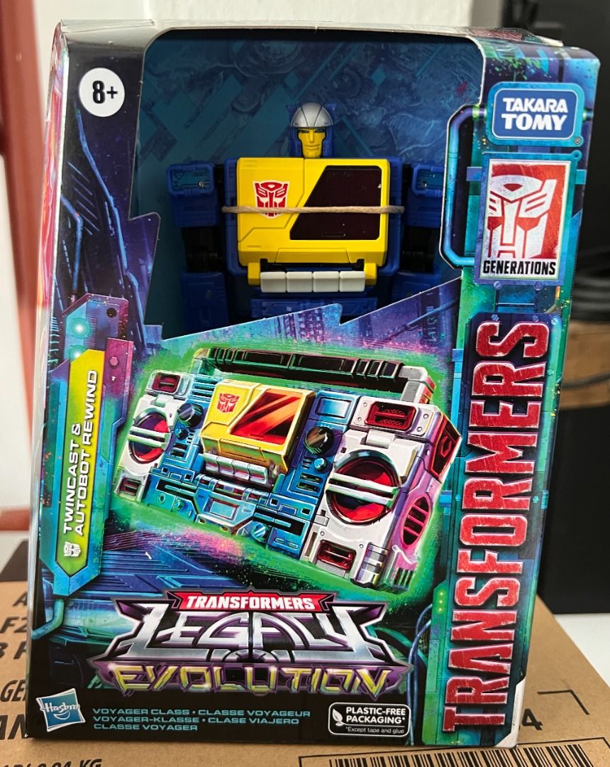 Generations Legacy Evolution Twincast with Rewind Toy Review | Ben's World of Transformers