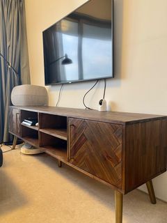 (Category: ) located in . Submitted by burntoutends (Listing ID 1215095164, Image 1). Description: .