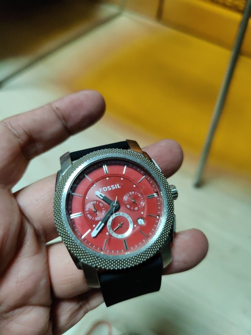 Red fossil shop watch men's