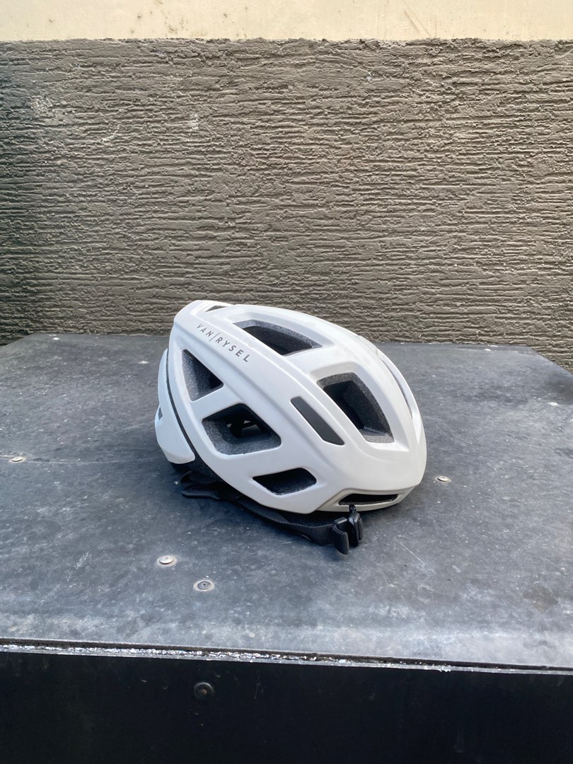 van rysel bike helmet