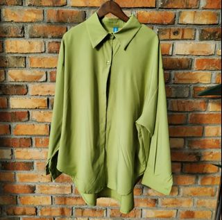 (Category: ) located in . Submitted by theownwardrobe (Listing ID 1214959915, Image 1). Description: .