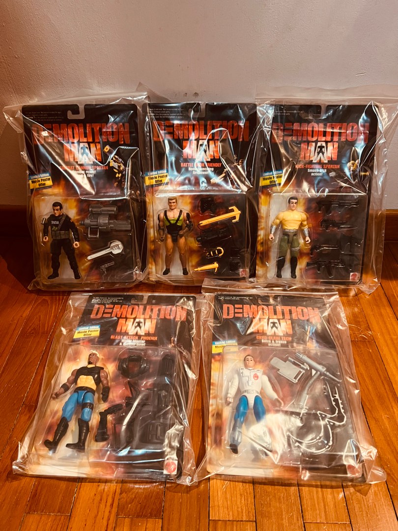 Demolition man shop action figures