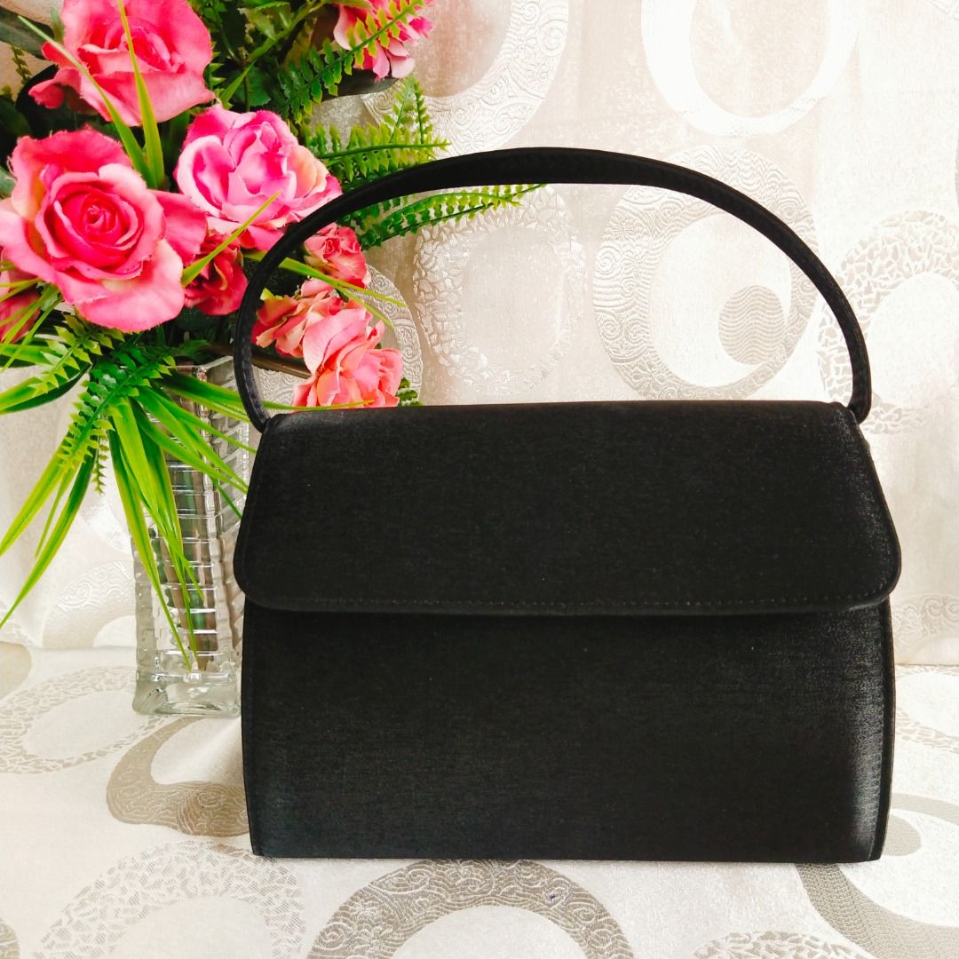 Valentino coupeau shop paris bag