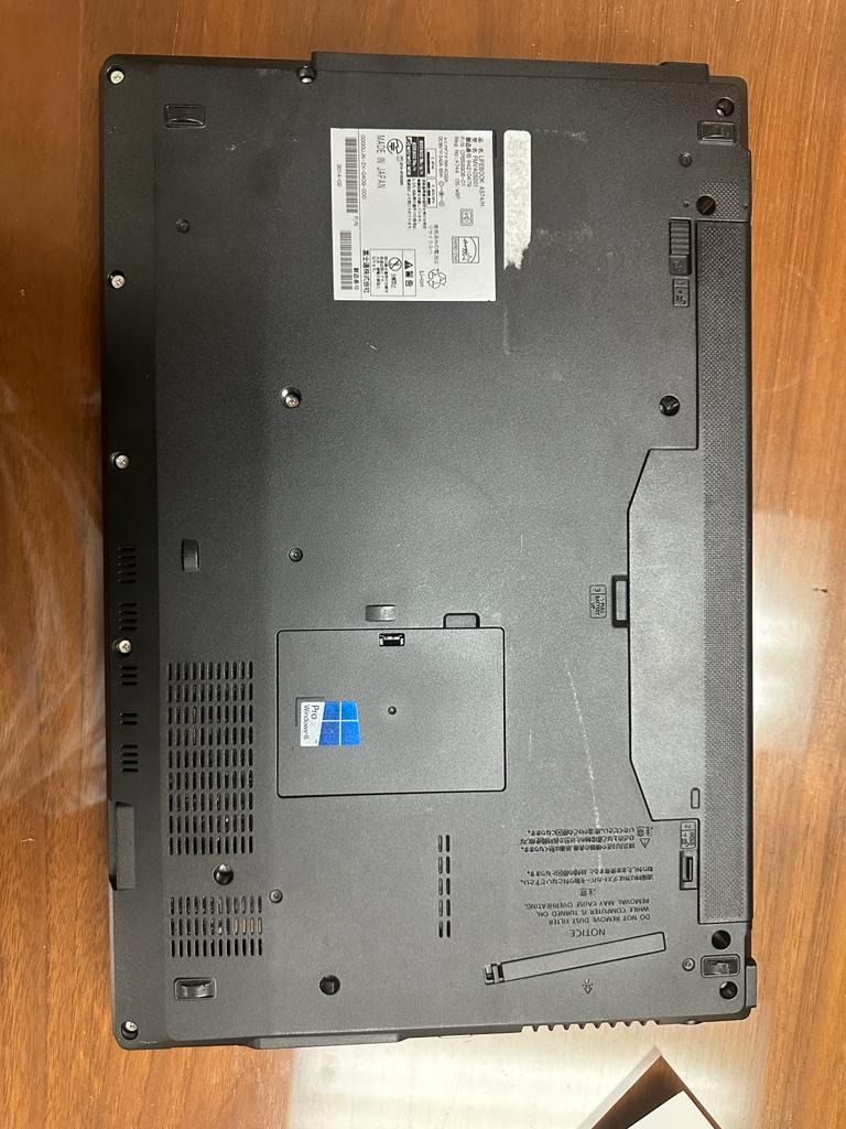 日本製] Fujitsu LIFEBOOK A574/H (Core i5 / 15.6